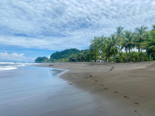 wonderful fine sand at Playa Hermosa